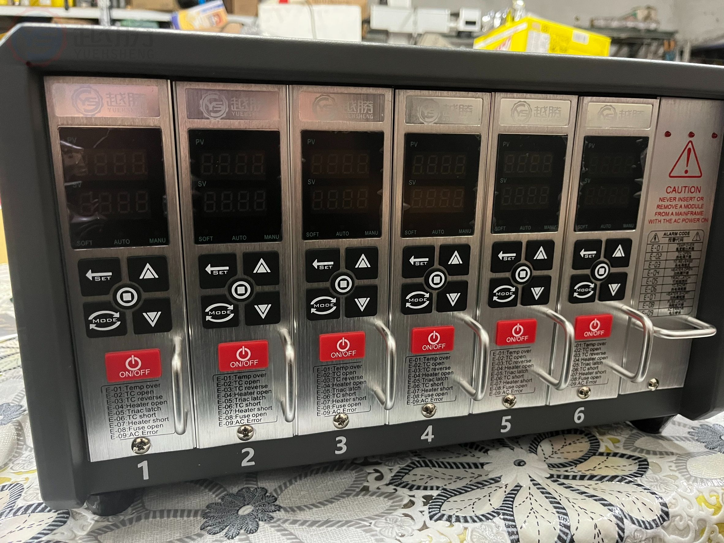 插板式熱澆道溫控箱 溫控卡